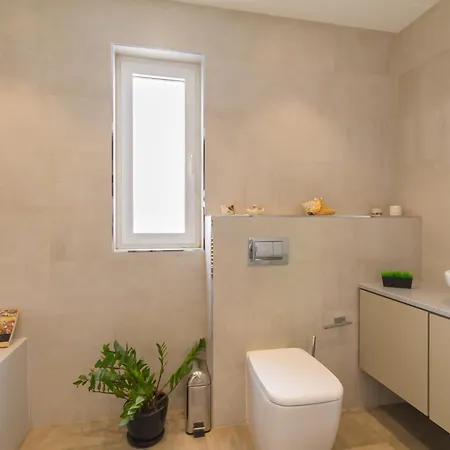 Wonderful Modern Forum House Swieqi - Happy דירה *