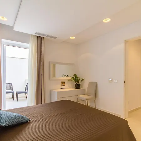 Апартаменты Wonderful Modern Forum House Swieqi - Happy