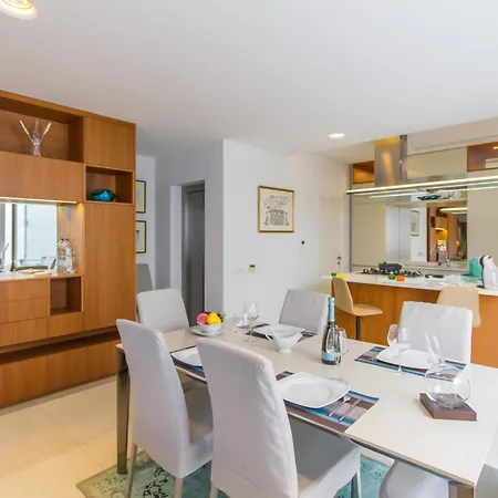 Wonderful Modern Forum House Swieqi - Happy דירה *